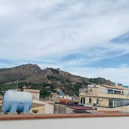 Apartment La Terrazza Solarium, In Pieno Centro 60m Dalla Stazione Ferroviaria 700m Dal Mare Santa Flavia