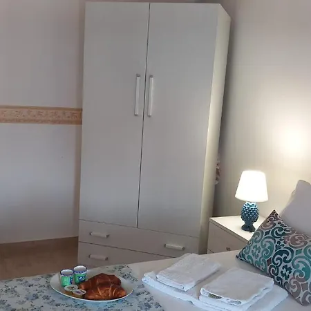 Appartement La Terrazza Solarium, In Pieno Centro 60m Dalla Stazione Ferroviaria 700m Dal Mare